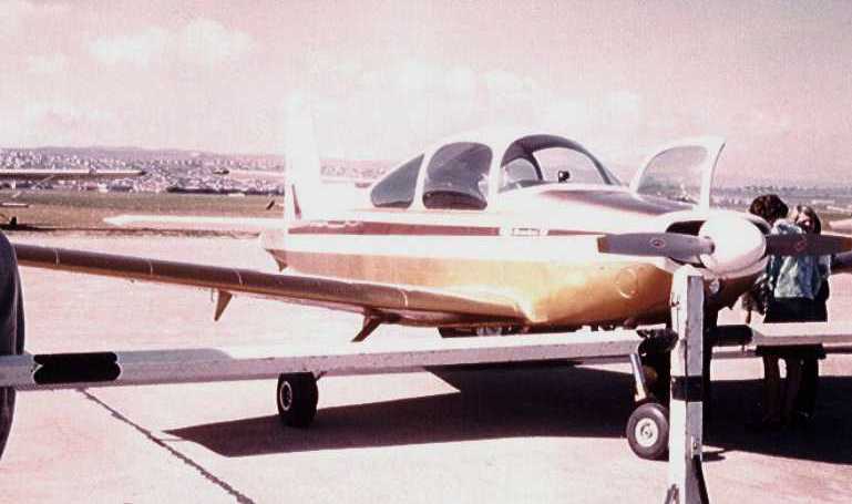 VICTA Aircruiser ACSR aircraft photograph