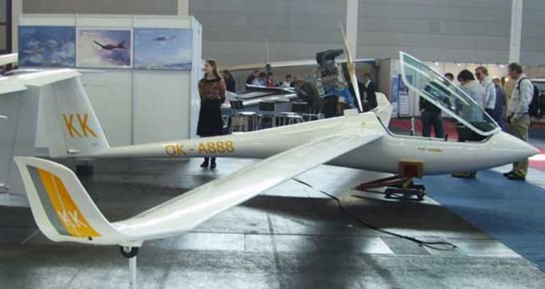SCHLEICHER ASH-30Mi AS30 aircraft photograph