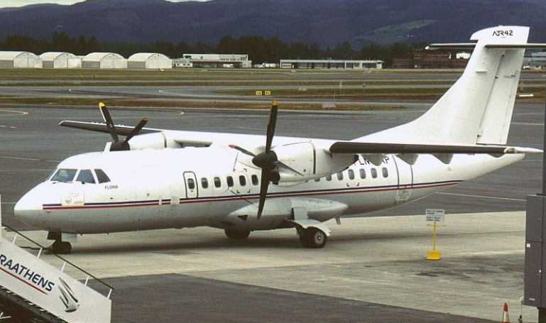 ATR ATR-42-300 ATR ATR-42-320 AT43 aircraft photograph