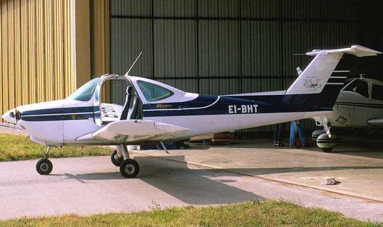 BEECH 77 Skipper BE77 aircraft photograph
