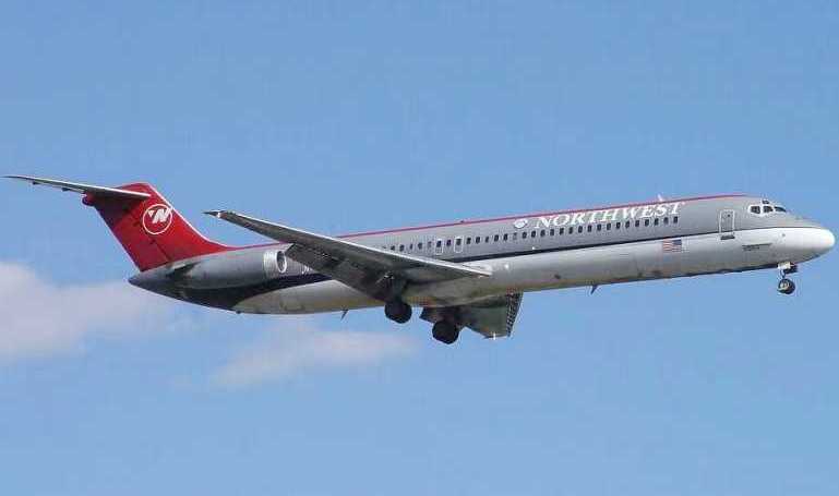 DOUGLAS DC-9-50 MCDONNELL DOUGLAS DC-9-50 DC95 aircraft photograph