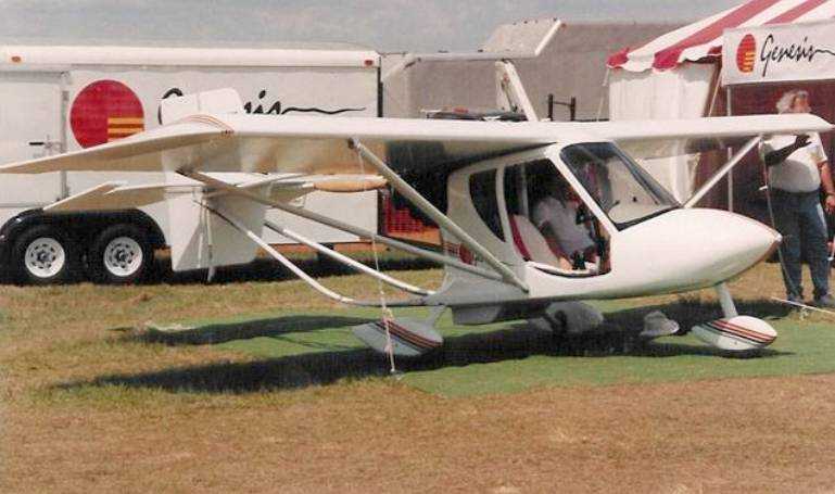INNOVATION Genesis INNOVATION Genesis Revelation SLIPSTREAM Genesis SLIPSTREAM Revelation SLIPSTREAM Ultra Sport GSIS aircraft photograph