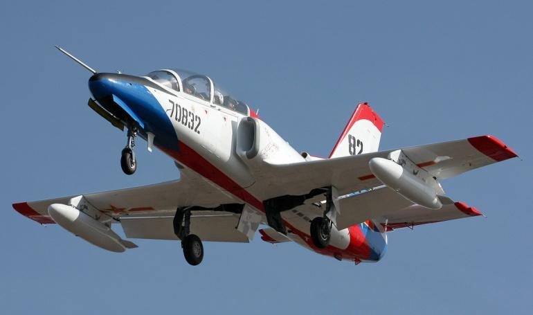 HONGDU JL-8 HONGDU K-8 Karakorum NANCHANG JL-8 Karakorum NANCHANG K-8 Karakorum K8 aircraft photograph