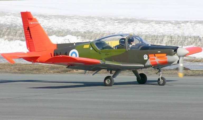 VALMET L-70 Miltrainer VALMET L-70 Vinka L70 aircraft photograph
