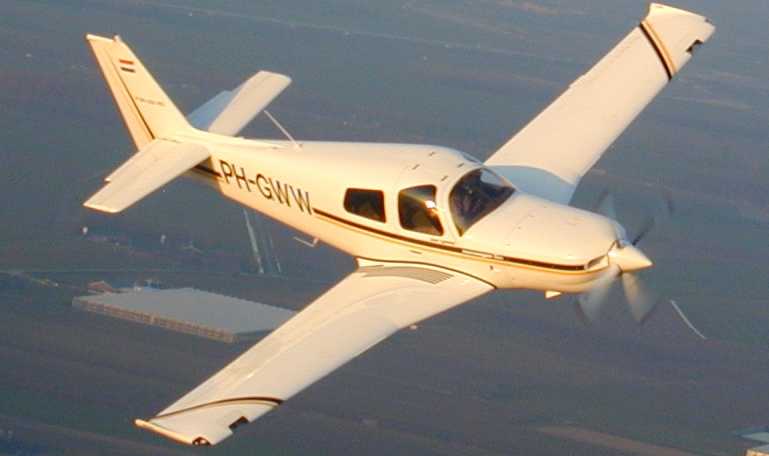 RUSCHMEYER R-90-420AT R90T aircraft photograph
