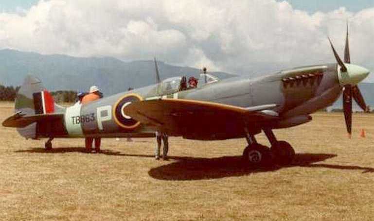 SUPERMARINE Seafire SUPERMARINE Spitfire SPIT aircraft photograph